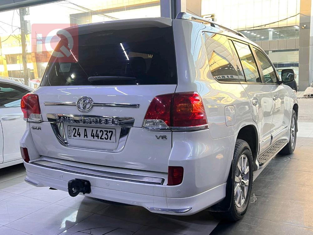 تويوتا لاندكروزر